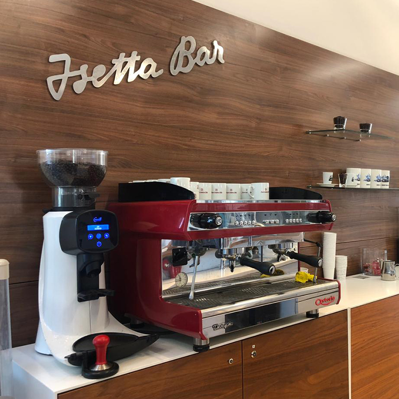 CAFETERAS HO-RE.CA, La máquina de café